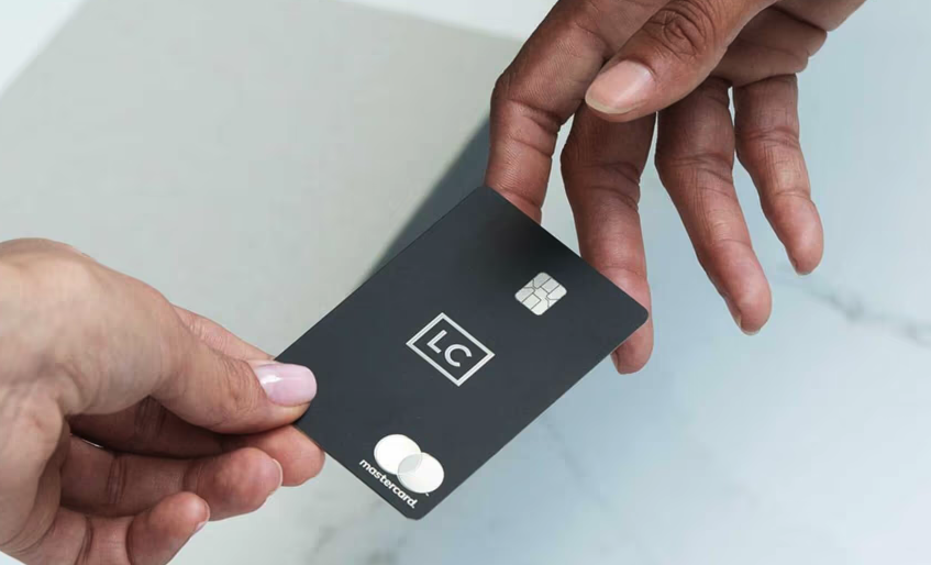 ブラックカードラグジュアリーカードの申し込み方法とその特典